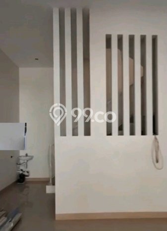 Rumah Luas Asri 3 KT Siap Huni di Gununganyar Surabaya Rumah Luas Asri 3 KT Siap Huni di Gununganyar Surabaya