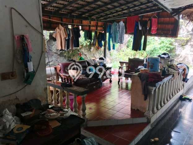 Rumah Eksklusif Dijual LT 243m2 di Tenggilis Mejoyo, Surabaya Rumah Eksklusif Dijual LT 243m2 di Tenggilis Mejoyo, Surabaya