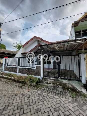 For Sale Rumah 3 Kamar Lokasi Strategis Bagus dan Strategis di Sukolilo For Sale Rumah 3 Kamar Lokasi Strategis Bagus dan Strategis di Sukolilo