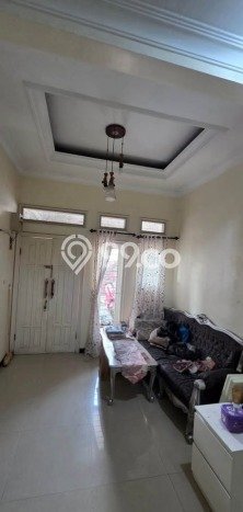 Jual Rumah Strategis Bagus Punya 3 KT di Rungkut Surabaya SHM Jual Rumah Strategis Bagus Punya 3 KT di Rungkut Surabaya SHM