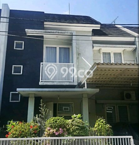 For Sale Rumah 3 Kamar Lokasi Strategis Nyaman dan Strategis di Gayungan For Sale Rumah 3 Kamar Lokasi Strategis Nyaman dan Strategis di Gayungan