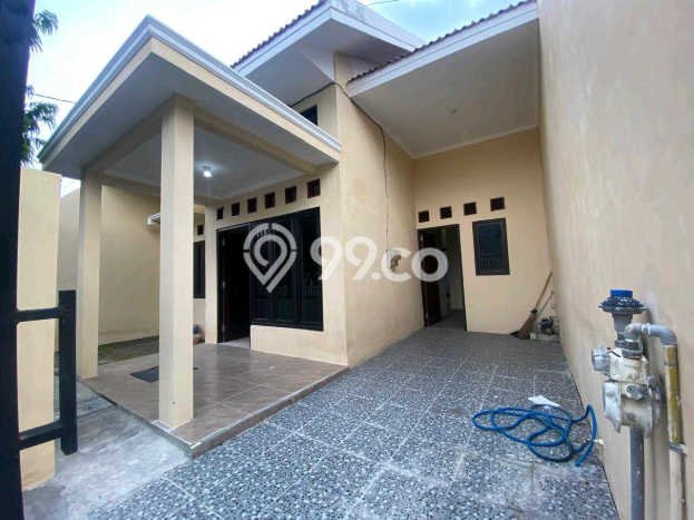 Dijual Cepat Rumah Bagus Siap Huni LB 130m2 di Rungkut, Surabaya Dijual Cepat Rumah Bagus Siap Huni LB 130m2 di Rungkut, Surabaya