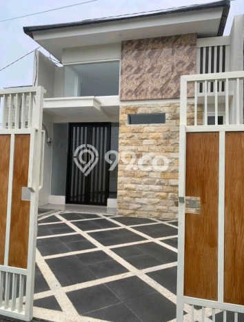 Rumah Modern Cantik 2 KT Bisa Langsung Pindah di Benowo Rumah Modern Cantik 2 KT Bisa Langsung Pindah di Benowo