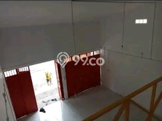 Ruko untuk Disewa di Pusat Surabaya Luas Bangunan 81m2 Ruko untuk Disewa di Pusat Surabaya Luas Bangunan 81m2