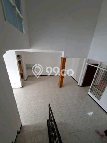 Dijual Rumah Eksklusif 3 KT di Nginden, Surabaya Dijual Rumah Eksklusif 3 KT di Nginden, Surabaya