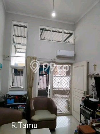 Jual Rumah Strategis Bagus Punya 3 KT di Waru Sidoarjo - Jual Rumah Strategis Bagus Punya 3 KT di Waru Sidoarjo -