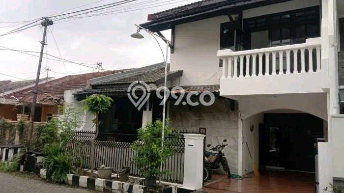 Jual Rumah Mewah Elegan Dengan View Eksklusif di Pondok Tjandra, Sidoarjo Jual Rumah Mewah Elegan Dengan View Eksklusif di Pondok Tjandra, Sidoarjo