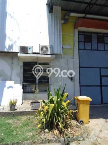 Unit Gudang Dijual di Sidoarjo Sidoarjo Luas Bangunan 432m2 Unit Gudang Dijual di Sidoarjo Sidoarjo Luas Bangunan 432m2