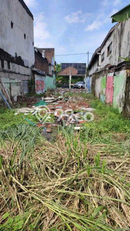 Disewakan Tanah di Wonocolo Luas 190m2 SHM Disewakan Tanah di Wonocolo Luas 190m2 SHM
