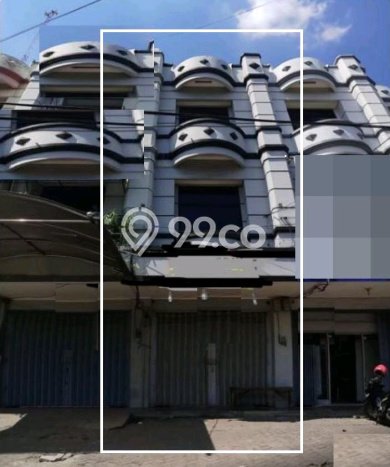 Ruko Disewa di Surabaya dengan LB 176m2 Area Komersial Ramai Ruko Disewa di Surabaya dengan LB 176m2 Area Komersial Ramai