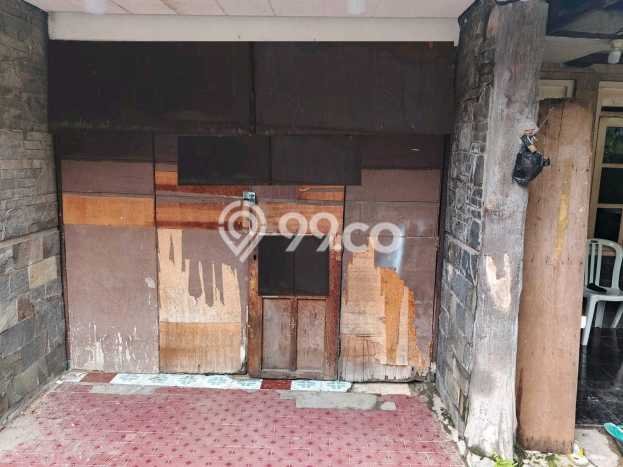 Rumah Eksklusif Dijual LT 243m2 di Tenggilis Mejoyo, Surabaya Rumah Eksklusif Dijual LT 243m2 di Tenggilis Mejoyo, Surabaya