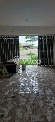 Ruko Dijual di Surabaya LT 75m2 & LB 150m2 Lokasi Terbaik! Ruko Dijual di Surabaya LT 75m2 & LB 150m2 Lokasi Terbaik!