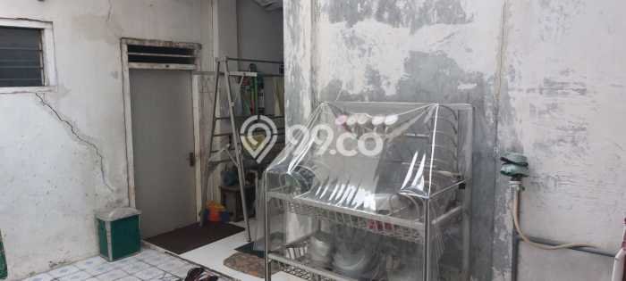 Hunian Cantik Modern Lb 195m2 di Gubeng, Surabaya Hunian Cantik Modern Lb 195m2 di Gubeng, Surabaya