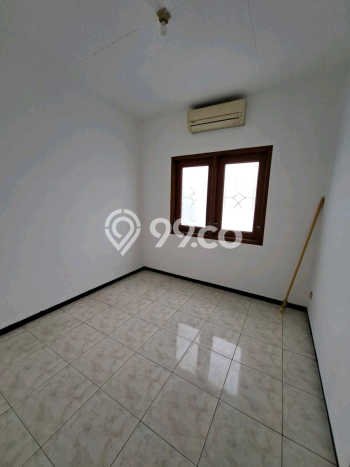 Dijual Rumah Eksklusif 3 KT di Nginden, Surabaya Dijual Rumah Eksklusif 3 KT di Nginden, Surabaya