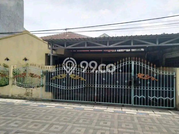 Unit Kost Dijual di Kawasan Wonocolo Surabaya dengan 8 KT Unit Kost Dijual di Kawasan Wonocolo Surabaya dengan 8 KT