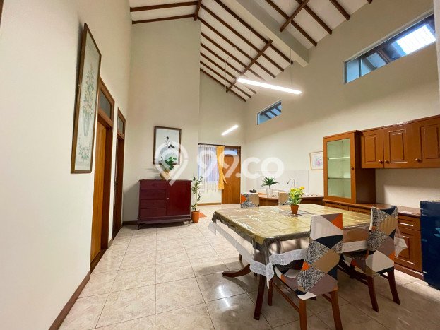 For Rent Vila Premium di Cisarua, Area 0m2m², Akses Mudah Cisarua, Bogor, Bogor For Rent Vila Premium di Cisarua, Area 0m2m², Akses Mudah Cisarua, Bogor, Bogor