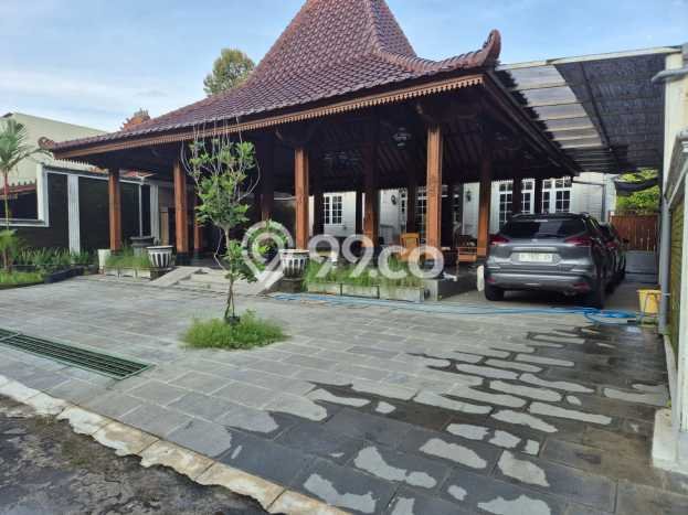 Rumah Mewah Siap Huni LT 820m2 di Ungaran Timur, Semarang Rumah Mewah Siap Huni LT 820m2 di Ungaran Timur, Semarang