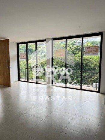 Kesempatan Investasi! Vila di Dago, Area 316m², Hasil Tinggi untuk investasi Kesempatan Investasi! Vila di Dago, Area 316m², Hasil Tinggi untuk investasi