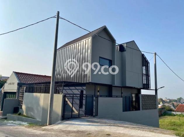 Rumah Luas Asri 4 KT Siap Pakai di Cigadung Bandung Rumah Luas Asri 4 KT Siap Pakai di Cigadung Bandung