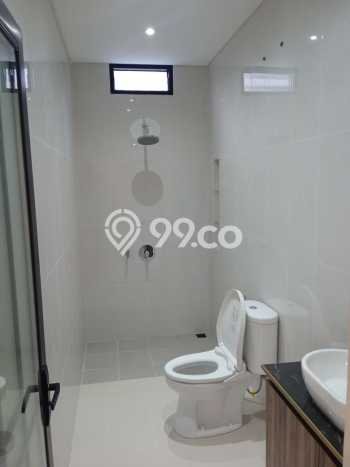 Ready to Use! Premium House LT 200m2 Desain Modern di Setiabudi Ready to Use! Premium House LT 200m2 Desain Modern di Setiabudi