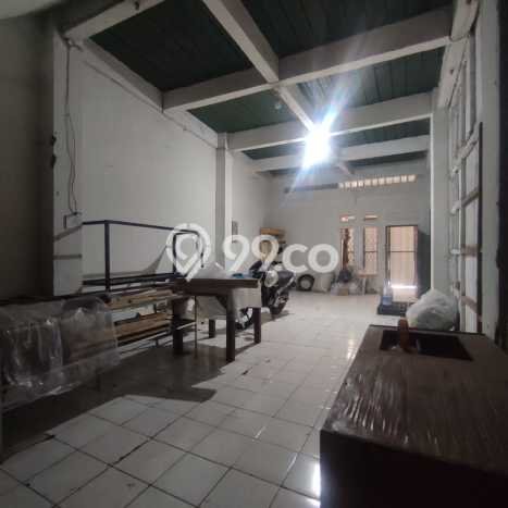 Ruko Dijual di Bandung LT 189m2 & LB 567m2 Lokasi Terbaik! Ruko Dijual di Bandung LT 189m2 & LB 567m2 Lokasi Terbaik!
