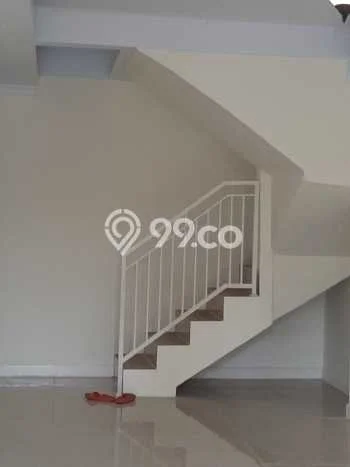 Rumah Strategis Minimalis Lb 200m2 di Cinere, Depok Rumah Strategis Minimalis Lb 200m2 di Cinere, Depok