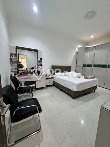Jual Rumah Mewah Megah Dengan View Cantik di Darmo permai, Surabaya Jual Rumah Mewah Megah Dengan View Cantik di Darmo permai, Surabaya