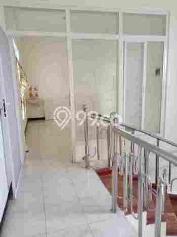 Jual Rumah Luas Megah Dengan View Eksklusif di Mojoarum, Surabaya Jual Rumah Luas Megah Dengan View Eksklusif di Mojoarum, Surabaya
