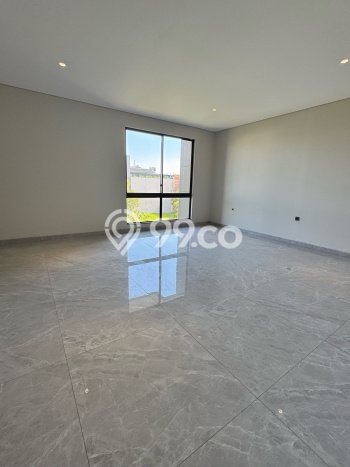 Jual Rumah Mewah Megah Dengan View Cantik di Pakuwon Indah, Surabaya Jual Rumah Mewah Megah Dengan View Cantik di Pakuwon Indah, Surabaya