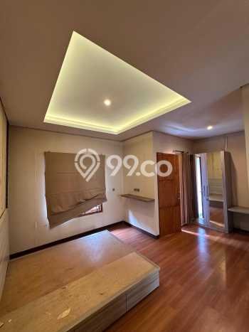 Jual Rumah Strategis Bagus Punya 4 KT di Wonocolo Surabaya SHM Jual Rumah Strategis Bagus Punya 4 KT di Wonocolo Surabaya SHM