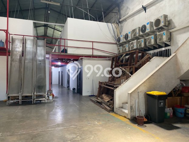 Gudang Bagus Dijual LB 480m2 Lokasi Strategis Surabaya Area Cocok untuk Bisnis Gudang Bagus Dijual LB 480m2 Lokasi Strategis Surabaya Area Cocok untuk Bisnis