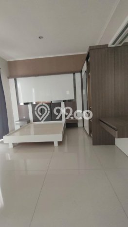Rumah di Citraland, 4 KT, View Indah, LT 308m2m² Bangunan 400m2m² Rumah di Citraland, 4 KT, View Indah, LT 308m2m² Bangunan 400m2m²