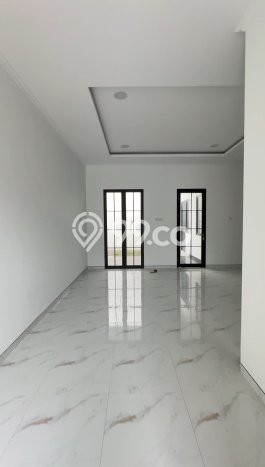 Dijual Rumah Luas Megah Dengan View Cantik di Mulyosari, Surabaya Dijual Rumah Luas Megah Dengan View Cantik di Mulyosari, Surabaya