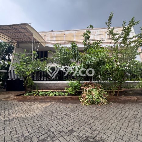 Rumah Kawasan , LT 300m2m², Bangunan 350m2m² Rumah Kawasan , LT 300m2m², Bangunan 350m2m²