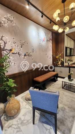 Rumah Elit Modern Tanpa Renovasi di Pakuwon Indah Surabaya Rumah Elit Modern Tanpa Renovasi di Pakuwon Indah Surabaya