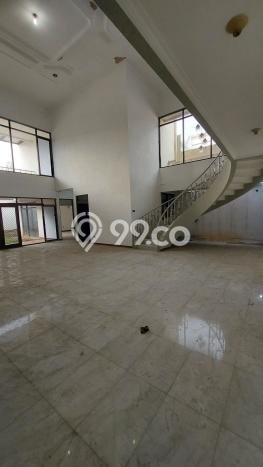 Hunian Elit LB 450m2 Siap Pakai Desain Elegan di Dharma Husada, Surabaya Hunian Elit LB 450m2 Siap Pakai Desain Elegan di Dharma Husada, Surabaya