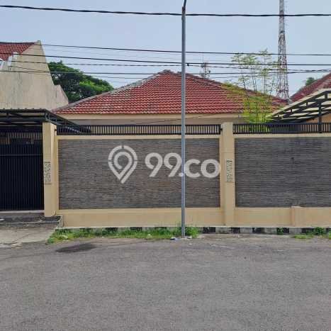 Hunian Mewah Dijual LT 430m2 di Dukuh Pakis, Surabaya Hunian Mewah Dijual LT 430m2 di Dukuh Pakis, Surabaya