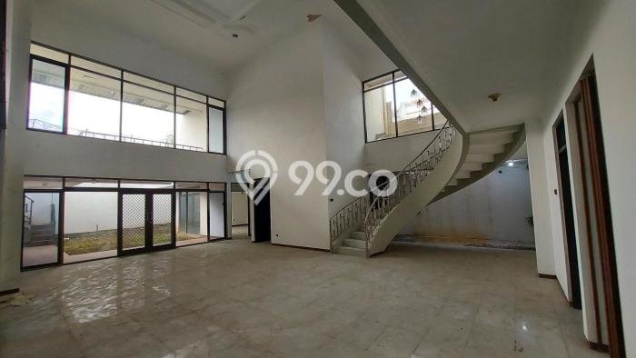 Hunian Elit LB 450m2 Siap Pakai Desain Elegan di Dharma Husada, Surabaya Hunian Elit LB 450m2 Siap Pakai Desain Elegan di Dharma Husada, Surabaya