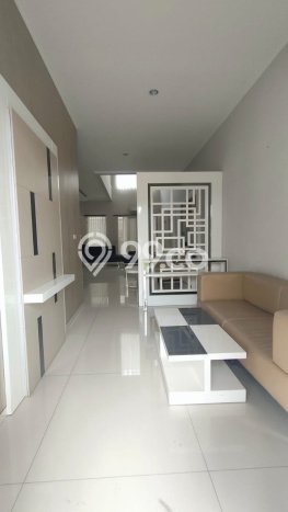 Rumah di Citraland, 4 KT, View Indah, LT 308m2m² Bangunan 400m2m² Rumah di Citraland, 4 KT, View Indah, LT 308m2m² Bangunan 400m2m²