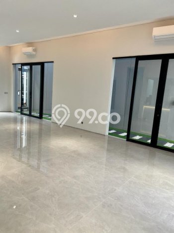 Jual Rumah Luas Megah Dengan View Cantik di Graha, Surabaya Jual Rumah Luas Megah Dengan View Cantik di Graha, Surabaya