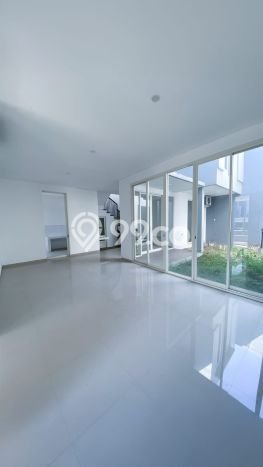 Ready to Use! Premium House LT 200m2 Desain Modern di Graha Ready to Use! Premium House LT 200m2 Desain Modern di Graha