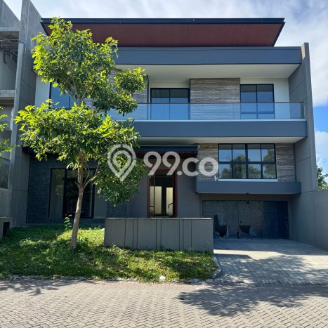 Jual Rumah Mewah Megah Dengan View Cantik di Pakuwon Indah, Surabaya Jual Rumah Mewah Megah Dengan View Cantik di Pakuwon Indah, Surabaya