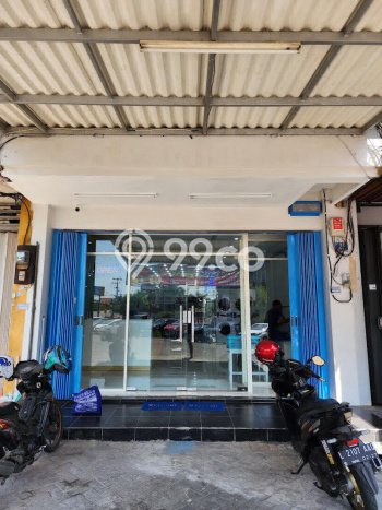 KEUNTUNGAN BERLIPAT! Ruko Kawasan Graha, Luas 250m², Lokasi Jalan Utama KEUNTUNGAN BERLIPAT! Ruko Kawasan Graha, Luas 250m², Lokasi Jalan Utama