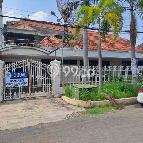 Dijual Rumah Premium dengan Fasilitas Sekitar Lengkap di Genteng, Surabaya Dijual Rumah Premium dengan Fasilitas Sekitar Lengkap di Genteng, Surabaya