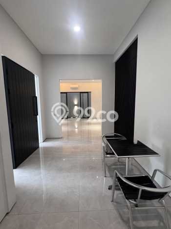 Jual Rumah Luas Megah Dengan View Cantik di Graha, Surabaya Jual Rumah Luas Megah Dengan View Cantik di Graha, Surabaya