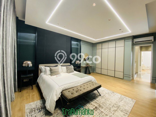 Rumah Mewah LB 297m2 Siap Pakai Desain Elegan di Pondok Indah, Jakarta Selatan Rumah Mewah LB 297m2 Siap Pakai Desain Elegan di Pondok Indah, Jakarta Selatan