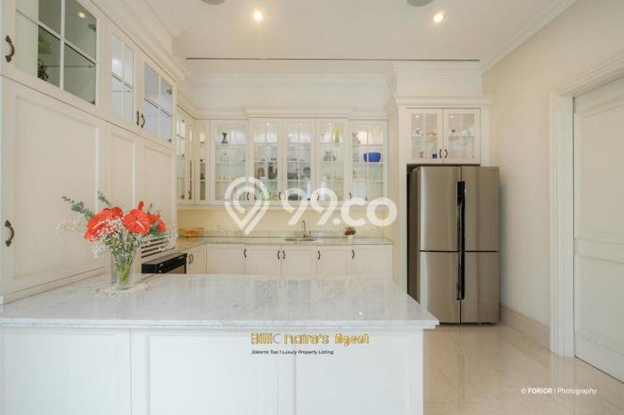 Dijual Rumah Premium dengan Fasilitas Sekitar Lengkap di Kebayoran Baru, Jakarta Selatan Dijual Rumah Premium dengan Fasilitas Sekitar Lengkap di Kebayoran Baru, Jakarta Selatan