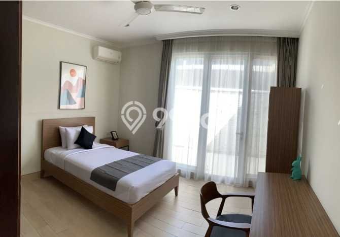 Hunian Modern dengan LT 324m2 & LB 300m2 Dikontrakkan di Antasari Hunian Modern dengan LT 324m2 & LB 300m2 Dikontrakkan di Antasari