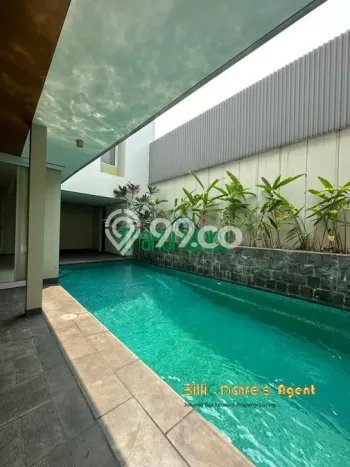 Hunian Ideal dengan LT 270m2 & LB 400m2 Disewakan di patra kuningan Hunian Ideal dengan LT 270m2 & LB 400m2 Disewakan di patra kuningan