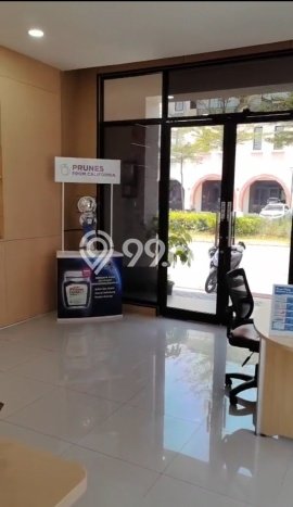 For Rent Ruko Area Komersial Kawasan , Luas 210m2m², Siap Operasi For Rent Ruko Area Komersial Kawasan , Luas 210m2m², Siap Operasi